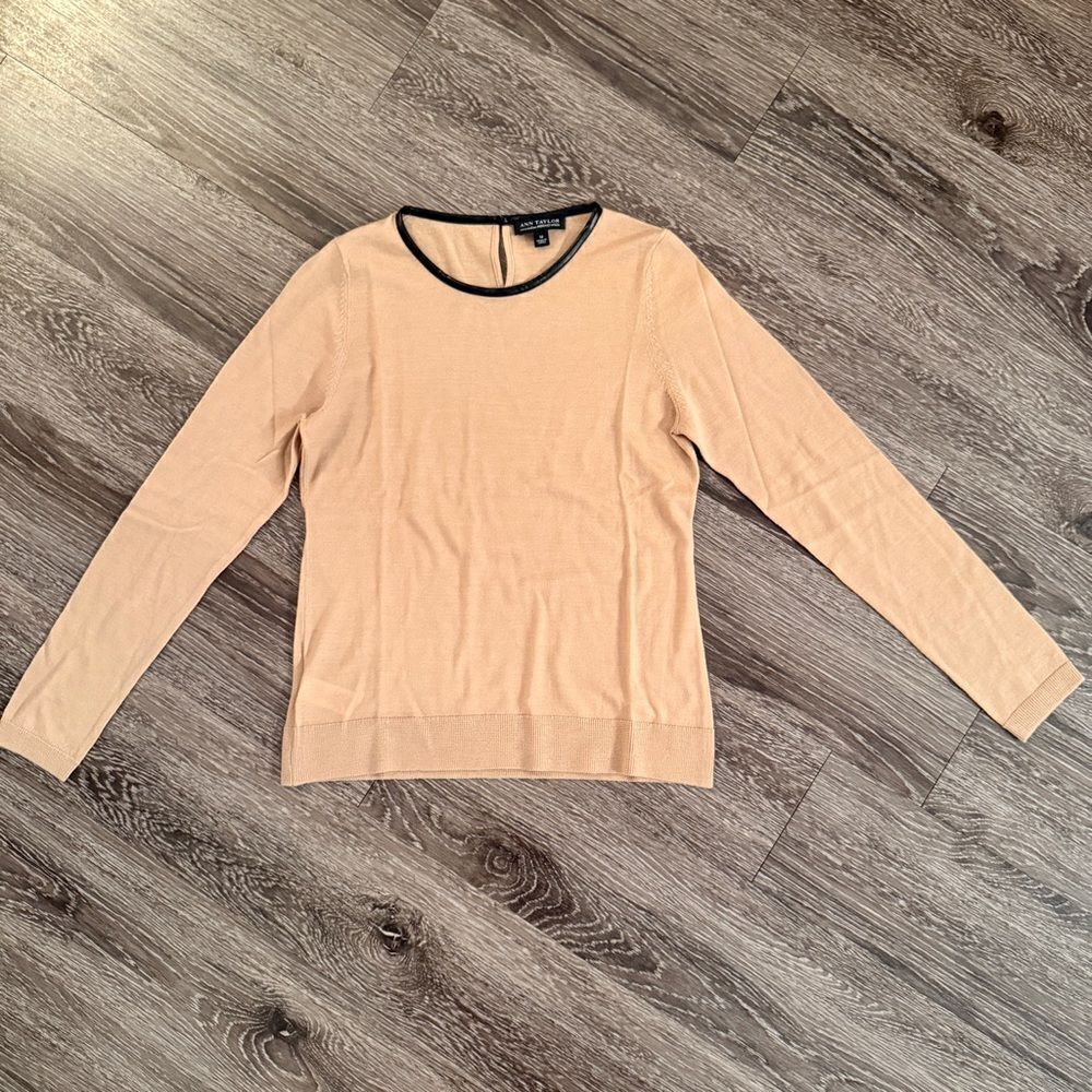 Ann Taylor Long Sleeve Merino Wool Leather Trim Collar New